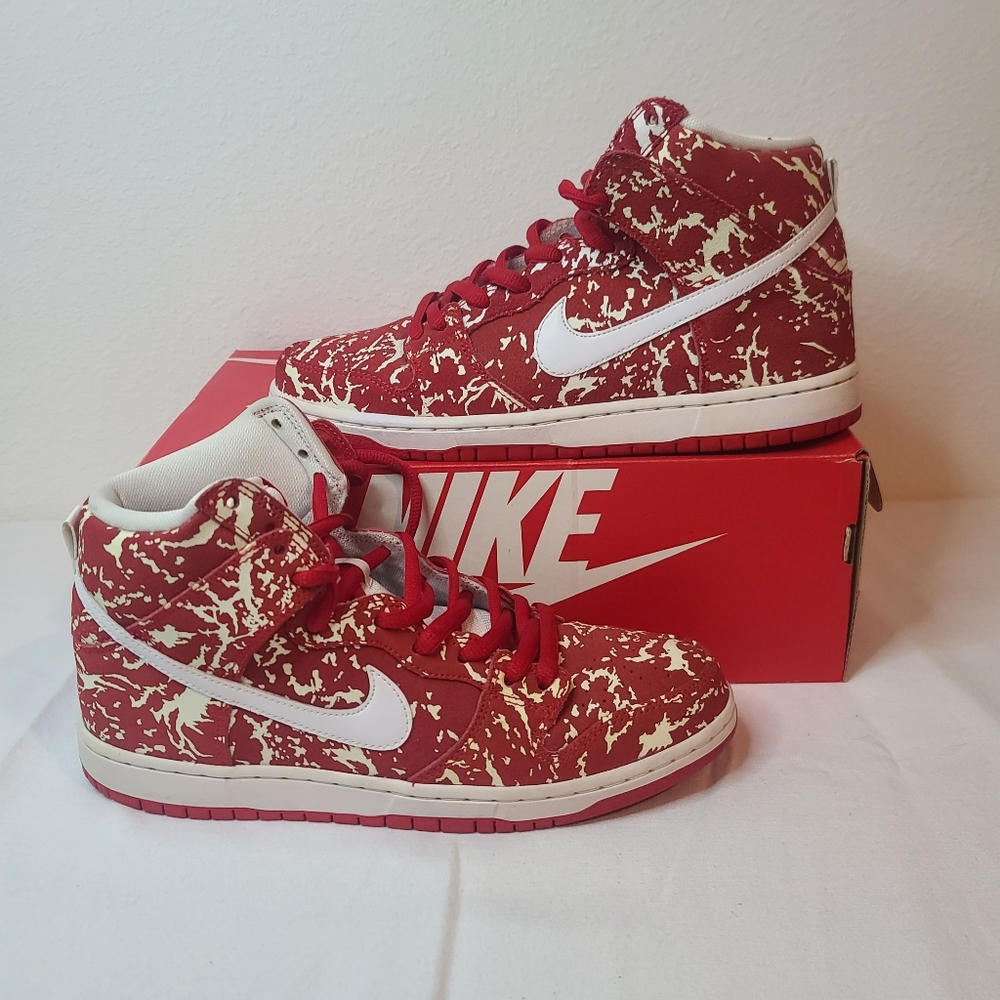 SB Dunk High Prm Raw Meat